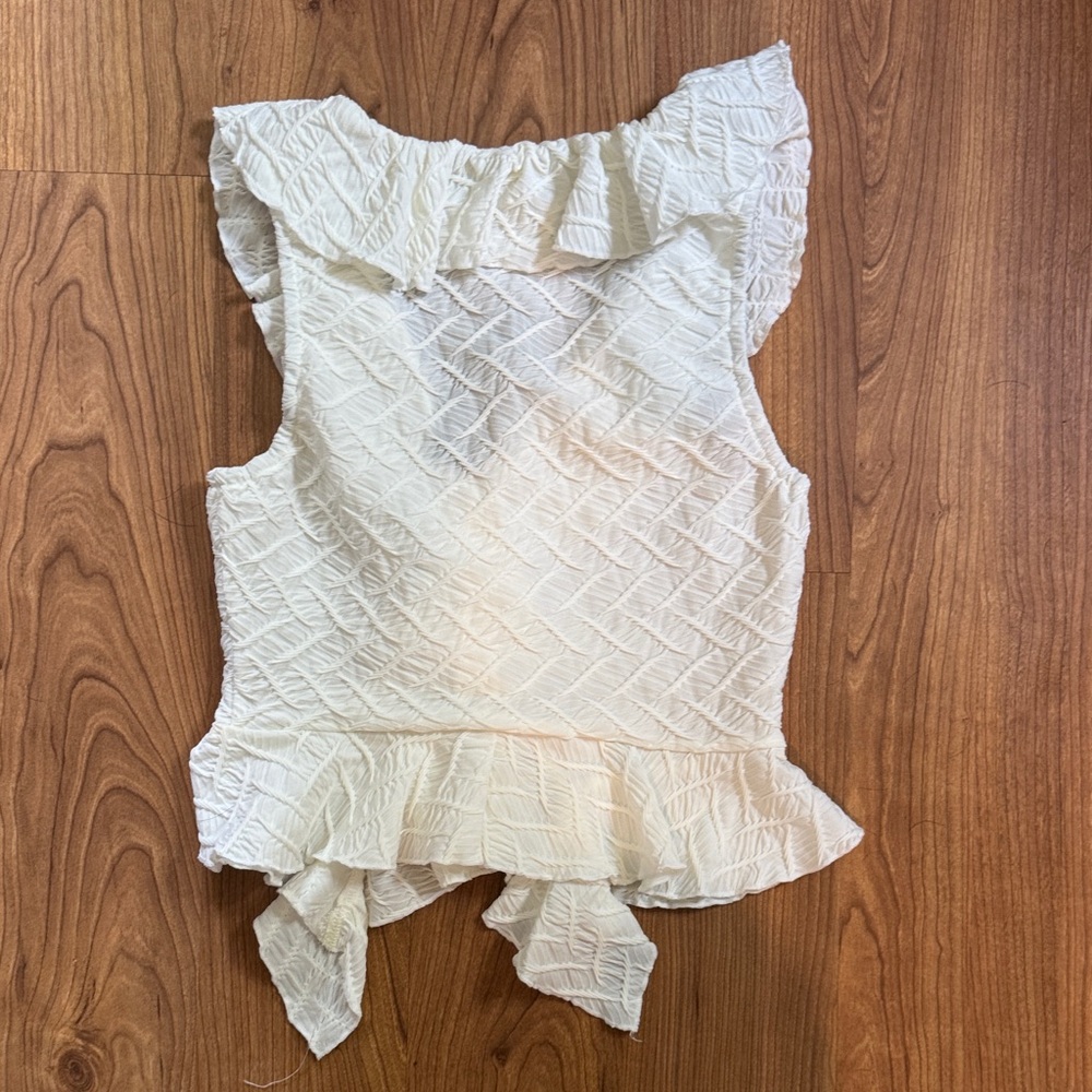 Lulu's | Cream Textured Ruffle Blouse - Picture 6 of 6